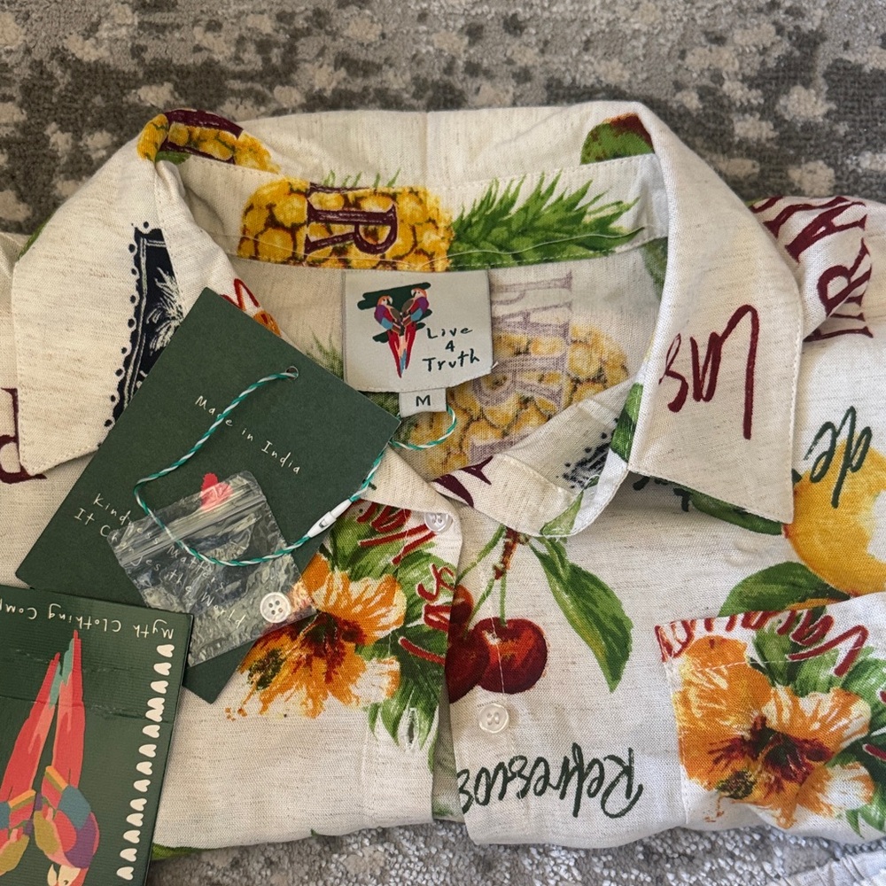 Live 4 Truth Cream Fruit-Print short set . Super cute for Vacation 🌴🐠🦜 - Picture 4 of 6